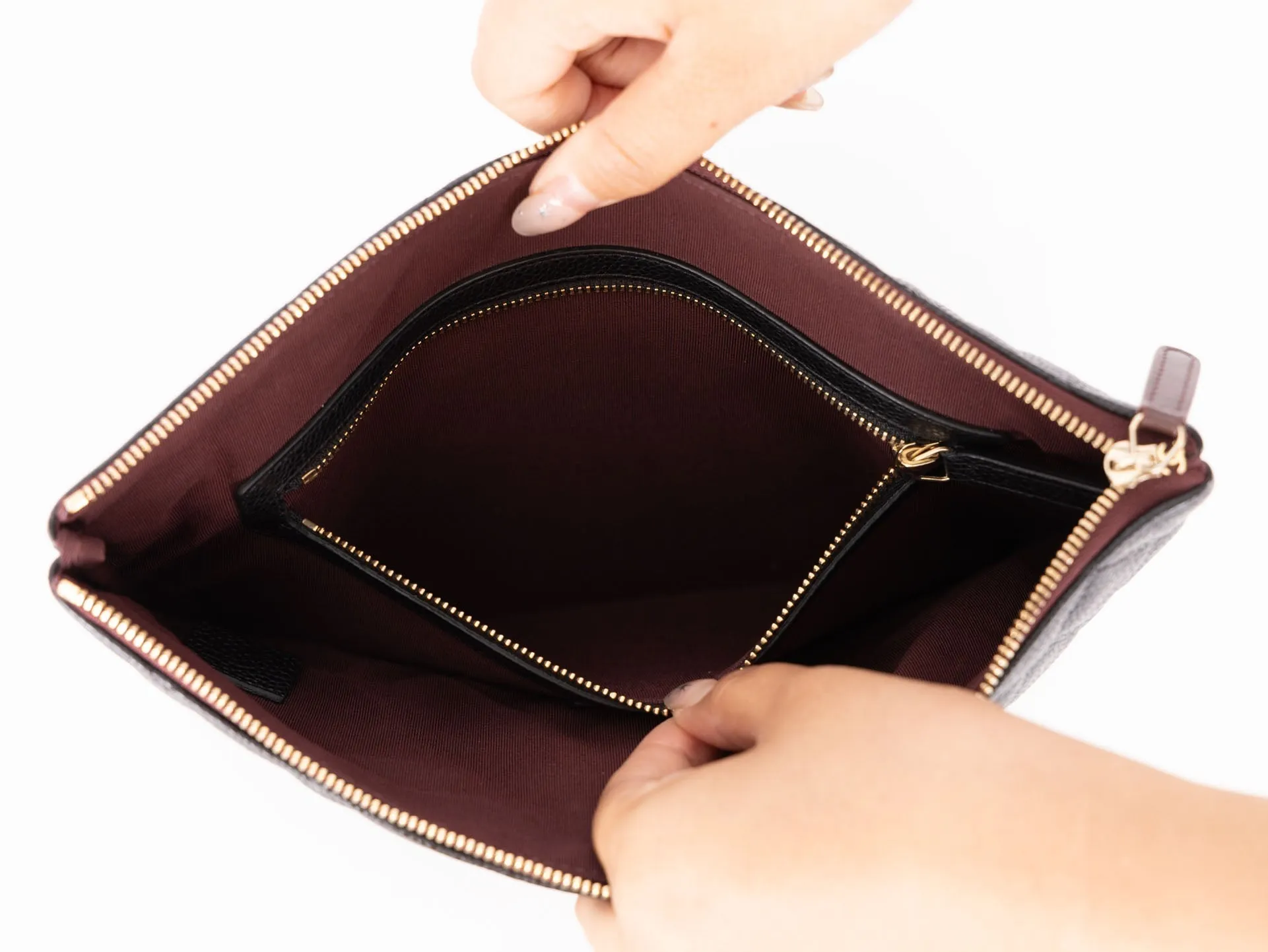Chanel 2018 Caviar Small Zip Pouch