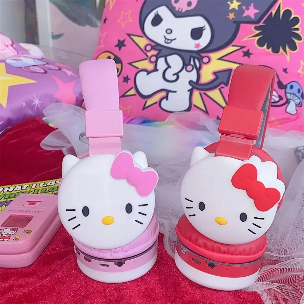 Kawaii Hello Kitty Headphones