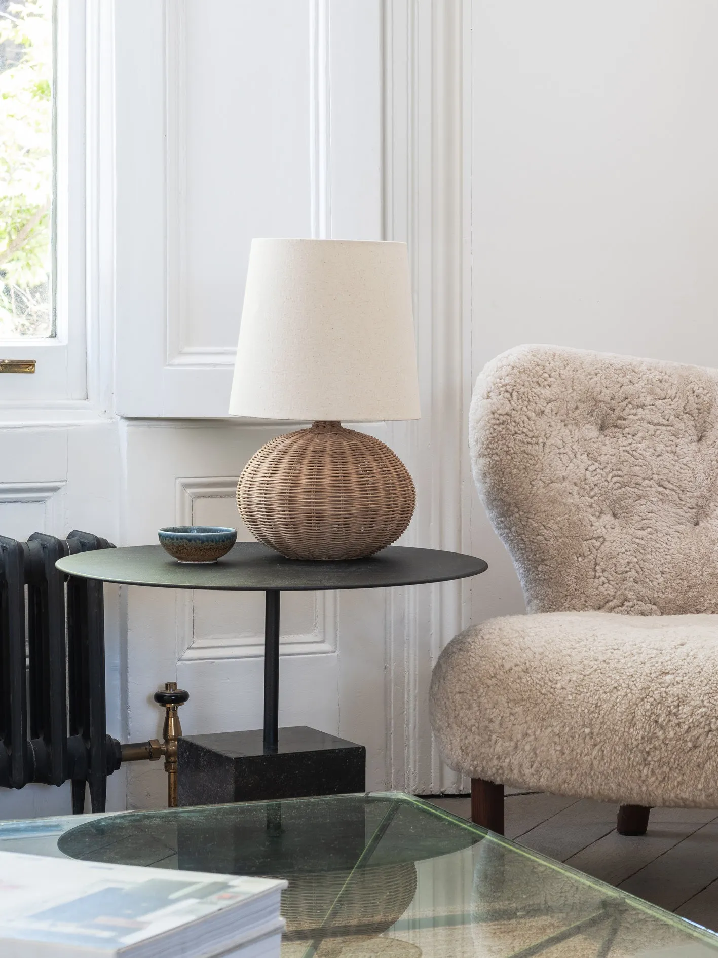 Sanvi - rattan globe table lamp