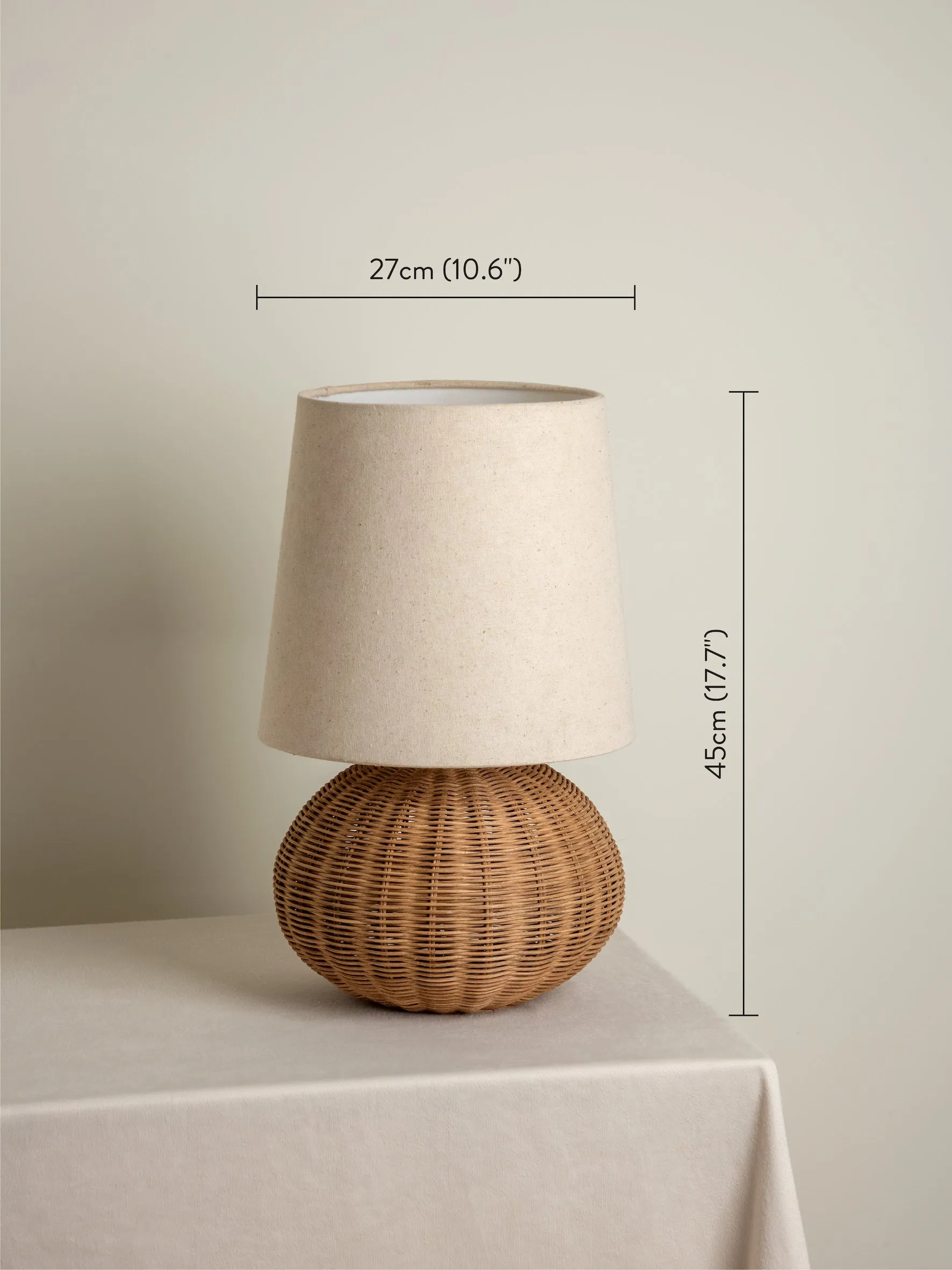 Sanvi - rattan globe table lamp